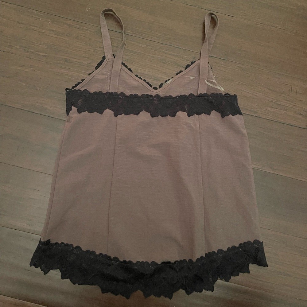 Smell The Roses Lace Tank - Picture 5 of 6